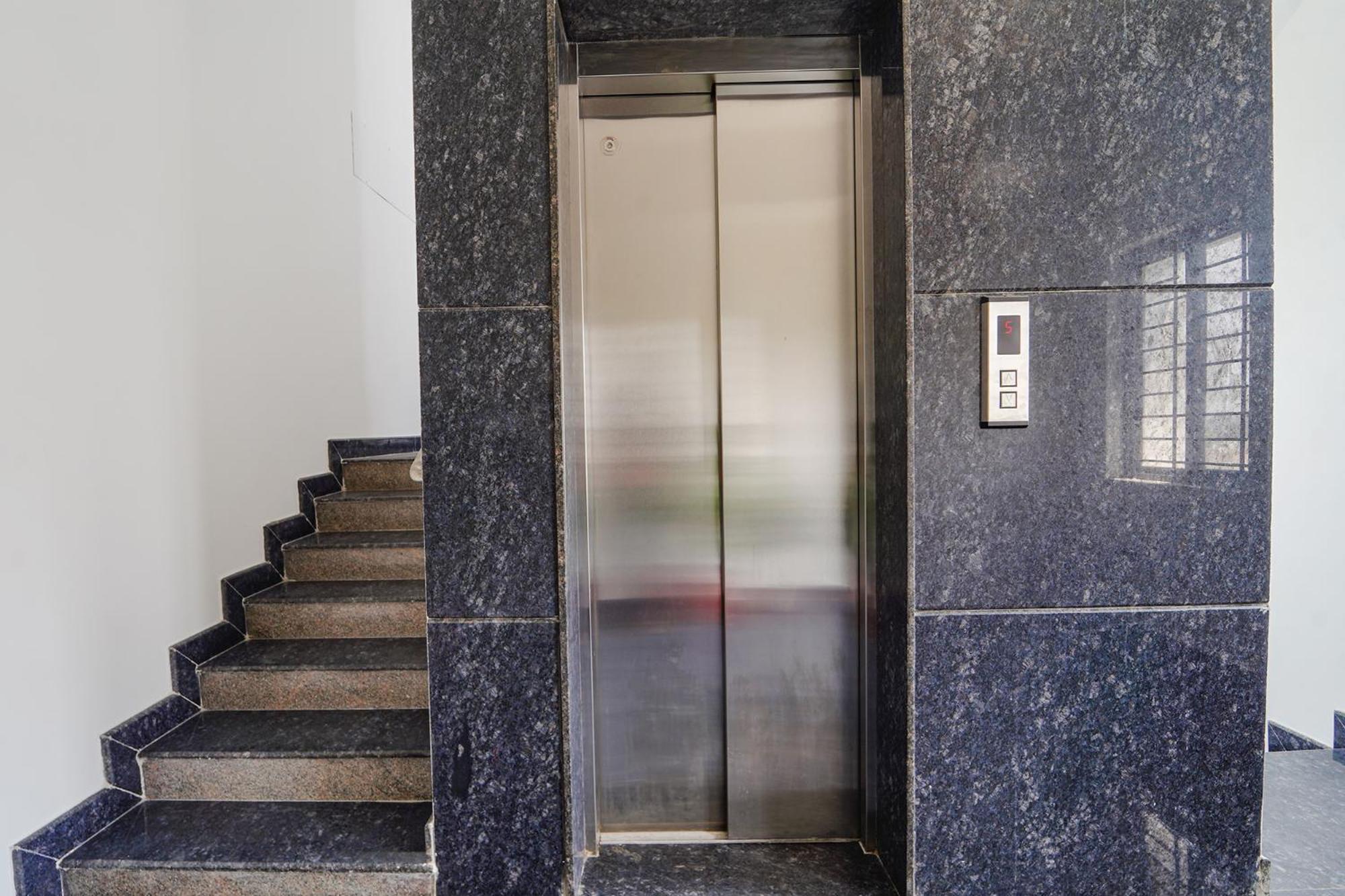 Fabhotel Metro Suites - Nr Esi Hospital Bengaluru Kültér fotó