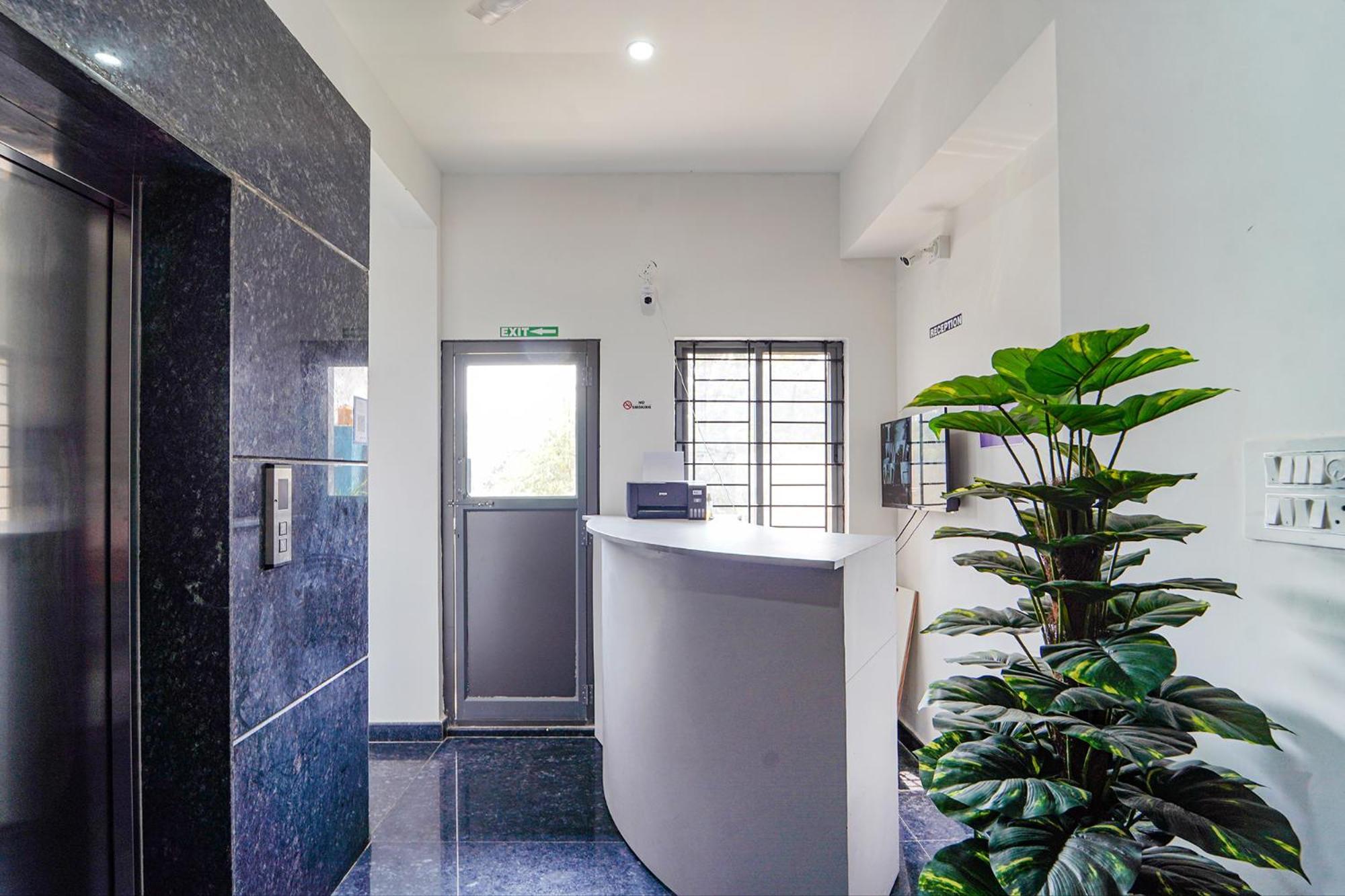 Fabhotel Metro Suites - Nr Esi Hospital Bengaluru Kültér fotó